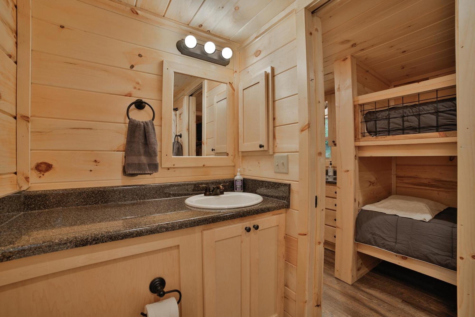 Lena Cabin Wooded Tiny Cabin - Hot Tub Τσαττανούγκα Εξωτερικό φωτογραφία