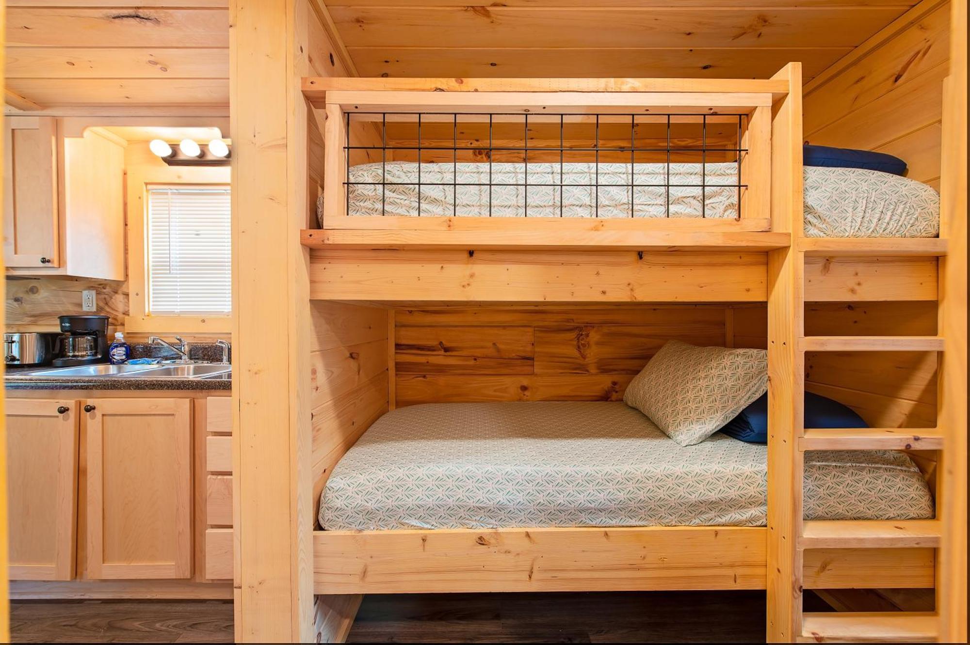 Lena Cabin Wooded Tiny Cabin - Hot Tub Τσαττανούγκα Εξωτερικό φωτογραφία